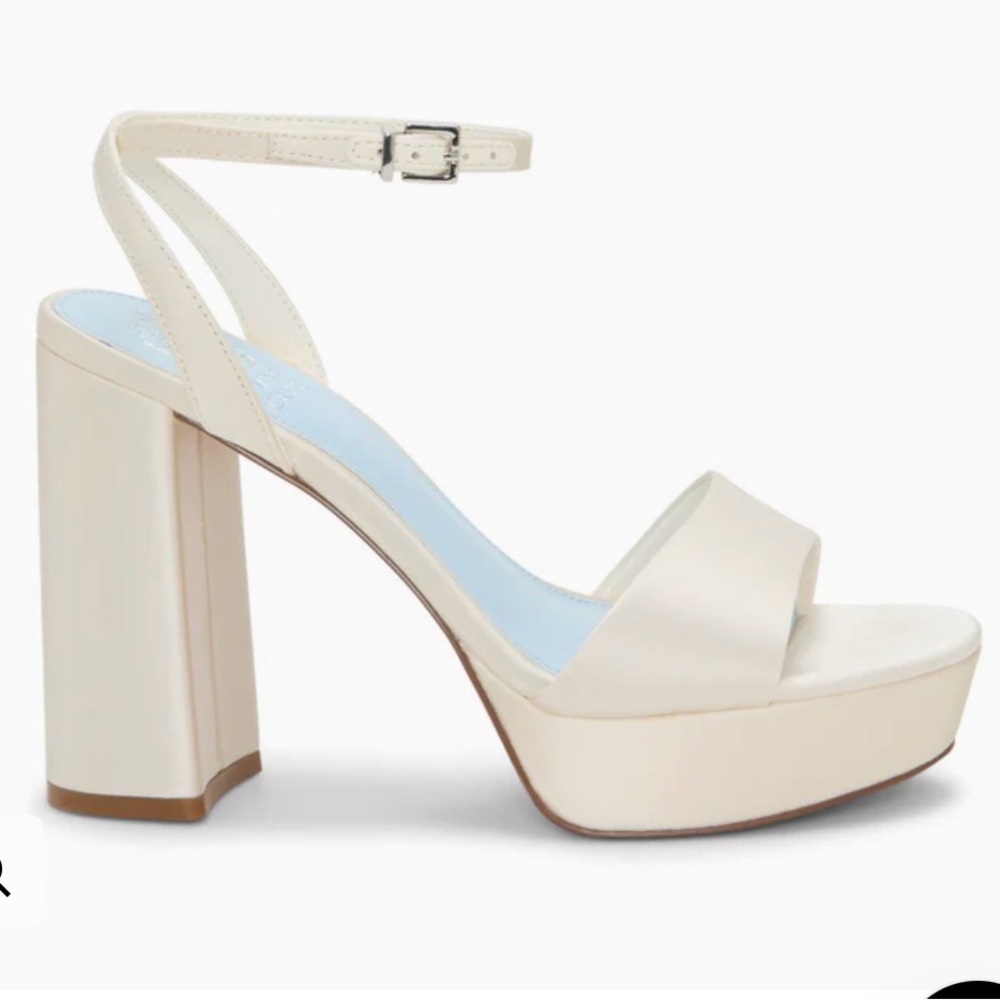 Vince Camuto Pendry Platform